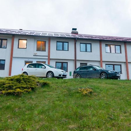 Viktorijini Konaci Aparthotel Kremna Luaran gambar